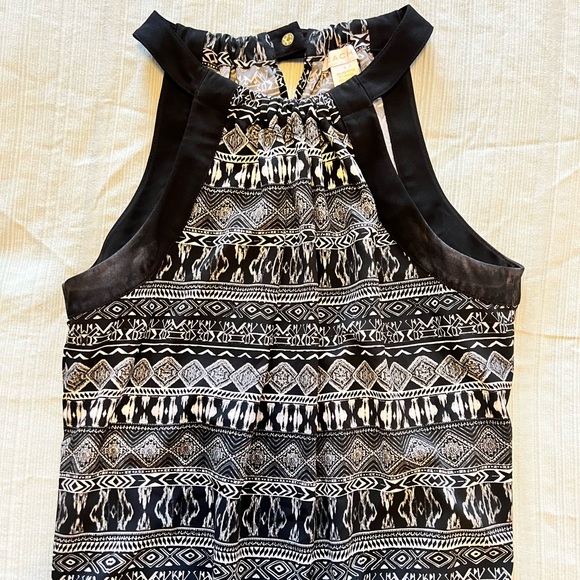 Cache Romper - Picture 4 of 5